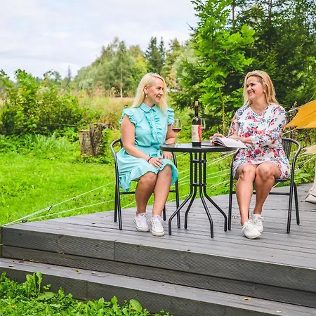 Tente de luxe Veinimoisa Glaemping *