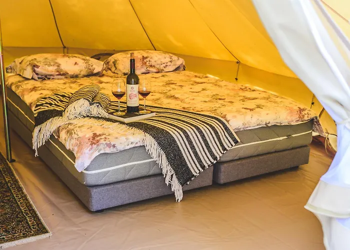 Veinimoisa Glaemping Luxury tent Allikukivi