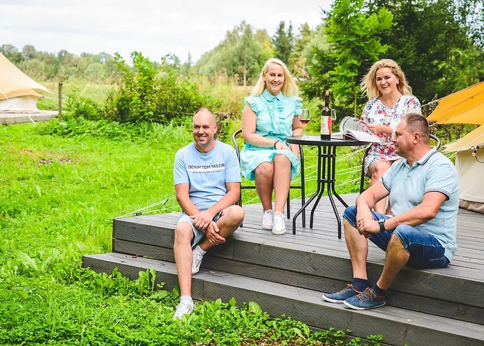 Veinimoisa Glaemping Luxury tent